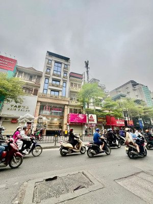 bán nhà mặt phố đống đa, vị trí đẹp, ngay ngã tư, lô góc kinh doanh sầm uất, vỉa hè - dt70m2 - mt5m