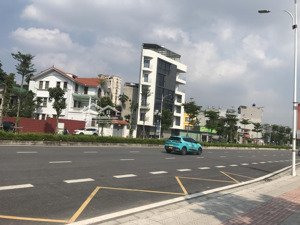 bán nhà kề mặt phố hồng tiến, 14,5 tỷ, 67,5m2, làm vp kinh doanh kết hợp nhà ở !