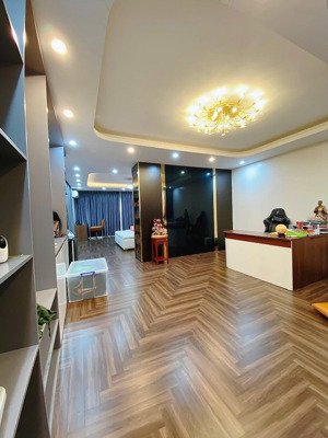 bán nhà mặt hồ linh quang trung tâm đống đa. vị trí kim cương mà giá chỉ 27.5 tỷ nhà đẹp - view hồ