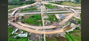 xuất cảnh bán gấp nhà cấp 4 mặt tiền hùng vương xã vĩnh thanh đồng nai 1207m2 thổ cư 249m2