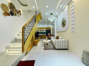 bán nhà gần chợ phạm văn hai, giảm sâu 200tr có shr, 41,8m2/4ty100 còn tl