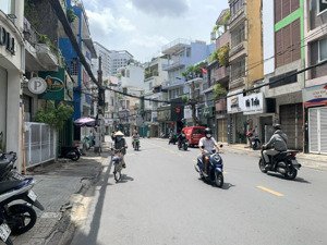 nhà 2 mặt tiền huỳnh văn bánh q. pn, 2 chiều vỉa hè rộng, dt 3,6x23m, phù hợp: ăn uống, vp, nail