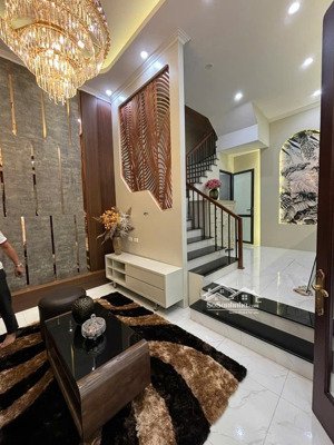 siêu phẩm tâm huyết của chủ nhà - thiết kế hiện đại - cực đẹp - đẳng cấp - full nội thất - lô góc
