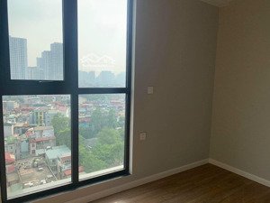 chuyển nhượng lại căn hộ 94m2 3 p ngủ đầy đủ nội thất cao cấp le capitole 27 thái thịnh, đống đa