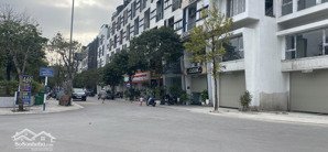 view vườn hoa -- vị trí đẳng cấp galaxy -- roman tố hữu -- đang cho thuê 40 triệu