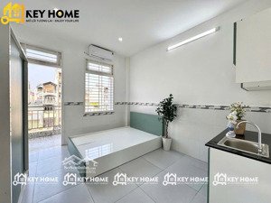 phòng mới ban công ở 2-3ng 30m2 đường dương quảng hàm q.gv gần đh văn lang l/h: tư vấn
