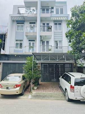 bán nhà mặt tiền đẹp 20m - dt ngon 100m2 (5x20m) - đường số 6 - phong phú - bình chánh -nhỉnh 9 tỷ