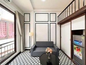 căn studio có gác xép 25m2 full đồ có cửa sổ thoáng khu kim ba đình