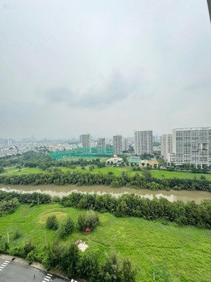 bán gấp căn hộ happy valley rẻ nhất thị trường. dt 135m2 3pn 2wc view đẹp. giá 10 tỷ gồm ô xe hơi