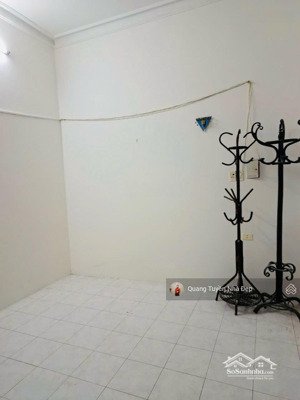 bán nhà đống đa hoàng cầu, phân lô, ô tô, đầu tư kinh doanh cho thuê, dân xây,sổ đỏ giao dịch ngay