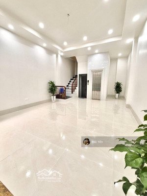 bán gấp tôn đức thắng, 40m*6 tầng thang máy*mt 4.8m, ngõ thông rộng 3.5m, 30m ra mặt phố