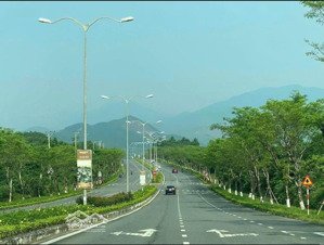 bán lô đất góc 2 mặt tiền đường 7m5 khu tđc đại la - hoàng văn thái, tuyến chính đi bà nà hill