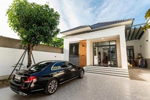 ngân hàng phát mãi căn nhà vườn 120m2 giá 1ty490 ngay trung tâm bình chánh