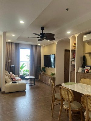 chính chủ bán căn 3n góc tòa s3 sky oasis hướng đn view btđ full nội thất, sẵn sổ đỏ, lh 