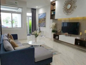 cho thuê nhà phố lovera park full nội thất đẹp, view hồ bơi - giá 16tr/tháng, lh: 