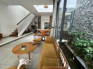 bán nhà 3 tầng đường hải sơn, tt hải châu tp. đà nẵng - dt 122m2 - đẩy đủ nội thất