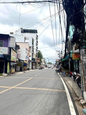 hẻm ô tô - tân thành - 2 tầng - 35m2 sổ nở hậu - cho thuê 8tr/th - mua bán nhanh