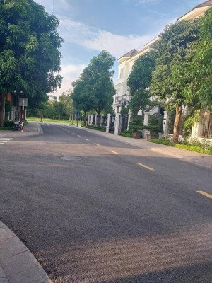 green villas kđtm tây mỗ - đại mỗ - vinhomes park (vinhomes smart city) 284m, 4 tầng, mặt tiền 16m