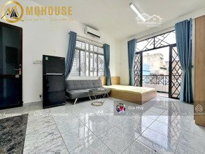 studio siêu rộng - ở được 4 người - gần ngã tư hàng xanh - cách các trường đh chỉ vài trăm mét