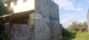 bán nhà riêng 111m2, có tầng lửng tại đức hòa, tây ninh (long an) phù hợp làm nhà ở, nhà kho