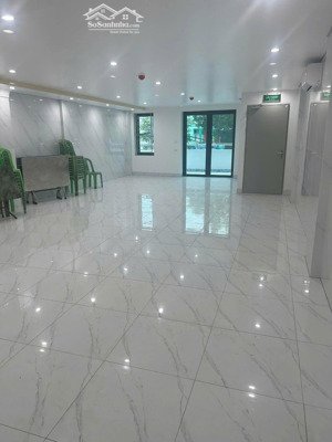 cho thuê văn phòng phú diễn, bắc từ liêm dt 100m2 giá 11 triệu/tháng