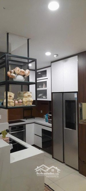 bán căn hộ emerald 2pn + 1wc, giá 3 tỷ 780, tầng thấp, view thoáng mát, nhà mới