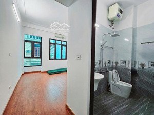 bán gấp trong tuần nhà lạc long quân, tây hồ. dt 50m, 5t, dân xây, ô tô đỗ cửa, ngõ thông. giá tốt!