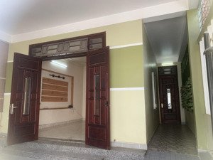 nhà 2 tầng lệ sơn bắc , hoà tiến, tp đà nẵng cần bán.