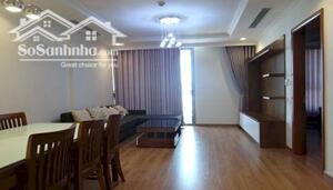 Bán căn hộ Vinhomes Nguyễn Chí Thanh, 2PN, 2WC, sổ lâu dài, sẵn đồ nội thất, tầng cao thoáng