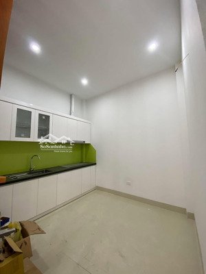 nhà ô tô đỗ cửa - đại mỗ - nam từ liêm. giá tận gốc, 32m2, 4 tầng 3 ngủ. lh em 