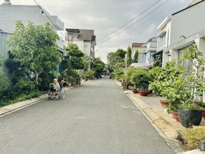 biệt thự bên sông hiệp bình chánh, thủ đức, khu đường bàn cờ, 200m2 vuông vức, 4 tấm, đường nhựa 8m