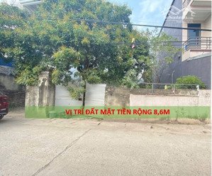 đất kinh doanh trục chính ga phố nỷ