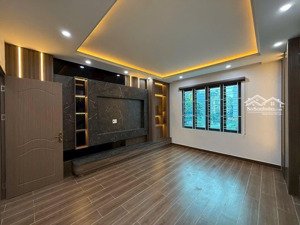 kim giang - hoàng mai, 40m2, 5 tầng, 10m ô tô. giá 8 tỷ