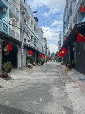 cho thuê nguyên căn nhà hẻm đường đào tôn nguyên gần khó c nhà bè
