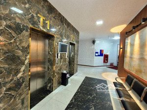 bán chung cư 2 ngủ a6a nam trung yên cầu giấy full nội thất giá nhỉnh 6 tỷ vào ở ngay sổ đỏ cất két