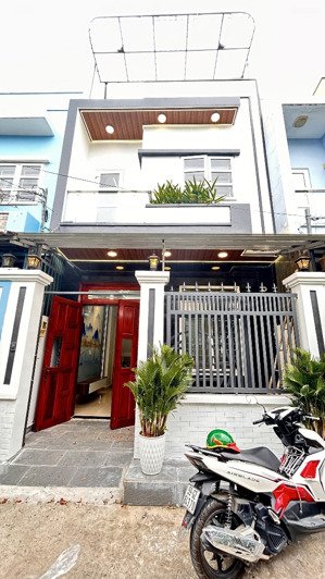 bán nhà 1 trệt 1 lầu khu vạn xuân, tx25,
dt 4.8m x 12m gồm 2 phòng ngủ 3wc