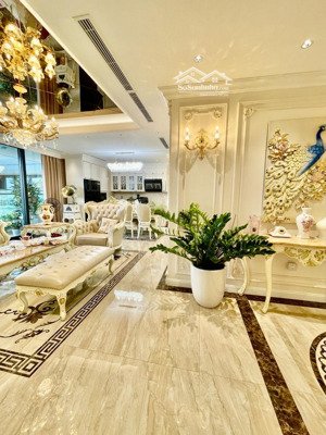 bán căn hộ tầng 9, sunshine golden river 160m2 3 ngủ full đồ, ban công rộng giá 16.2 tỷ. 