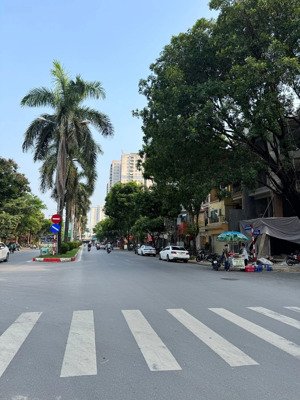 mặt phố văn quán - 80m2 - lô góc - kinh doanh 2 mặt tiền chỉ 2x tỷ