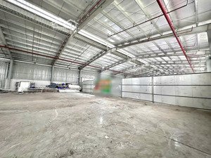cho thuê kho 1005m2 cổ linh thạch bàn, long biên. kho tiêu chuẩn pháp lý đầy đủ xe công vào tận kho