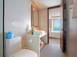 chính chủ bán căn hộ trực diện biển , sổ đỏ lâu dài .