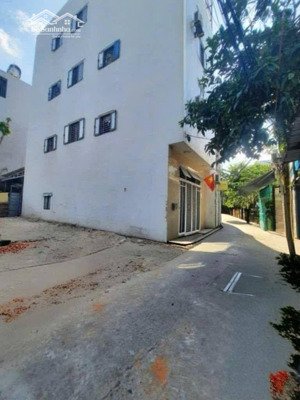chủ gửi bán lô đất kiệt xe tải ngô quyền thông trương định. vị trí siêu đẹp: chợ chiều ngay cạnh