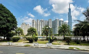 khi xa hoa và thiên nhiên hòa làm một. biệt thự ven sông sài gòn. 10x20 cn:198m. giá 70 tỷ