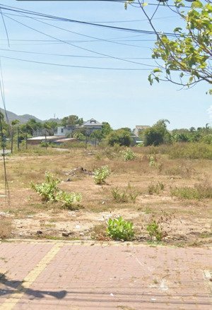 bán 126m² giá 620 triệu đất full thổ cư trung tâm long hải (tphcm mới)