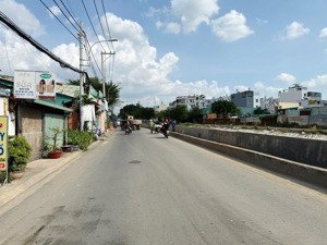 đất 1/ đường thạnh lộc 13, quận 12 vị trí: ngay cầu thơ du, phường thạnh lộc, quận 12