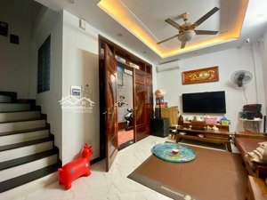 chính chủ bán nhà văn la vị trí đẹp sát 2 kđt kpark, phú lương, victoria & văn phú nhỉnh 6 tỉ