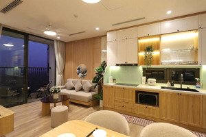 mời thuê căn 2pn 2wc 62m2 đủ đồ view hồ thiên nga toà l2 landmark ecopark.hl ạ