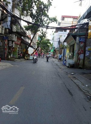 bán siêu phẩm ccmn 7 tầng thang máy phú diễn 12p - full nt cao cấp. 44m2, mt 6.65 chỉ 11.5 tỷ.