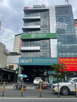 bán nhà mặt tiền rẻ nhất nguyễn tri phương. 194,7m2 (9x25m) - hầm 8 tầng - hđt: 250tr/th. 53 tỷ