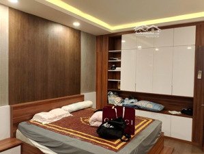 bán nhà đẹp 4 tầng - dt 4.2x16m - hxh có vỉ hè nguyễn xí p26 bình thạnh full nội thất cao cấp