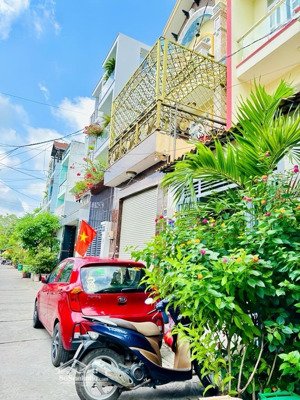 bán nhà 2 tầng btct 64m2 ngay tên lửa- hl2-bình trị đông, hẻm 7m, an ninh dân trí. nhỉnh 5 tỷ tl